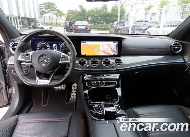 Mercedes-Benz E-Класс 2018 thumb 7