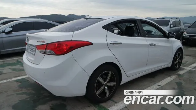 Hyundai Avante 2012 thumb 2
