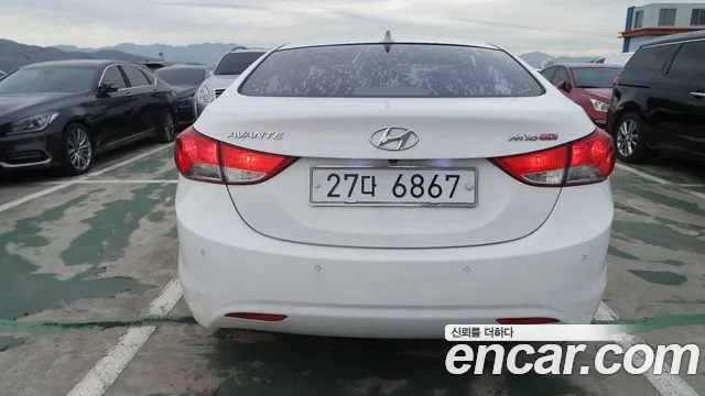 Hyundai Avante 2012 thumb 4