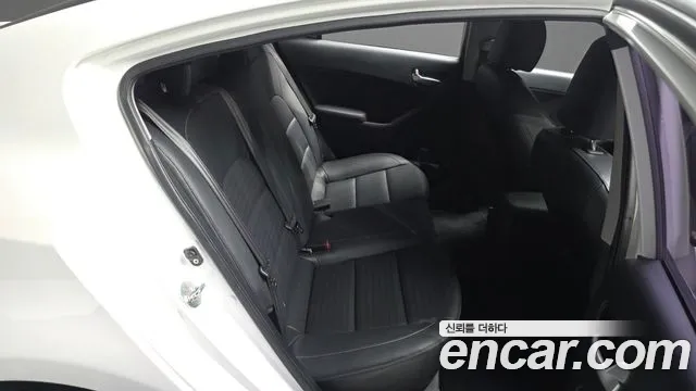 Kia K3 2016 thumb 12