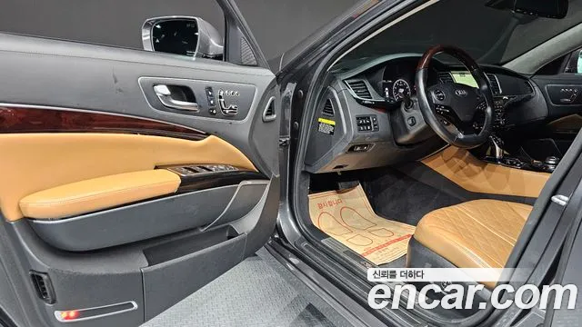 Kia K9 2016 thumb 10