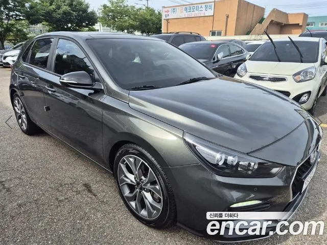 Hyundai i30 2020 thumb 12