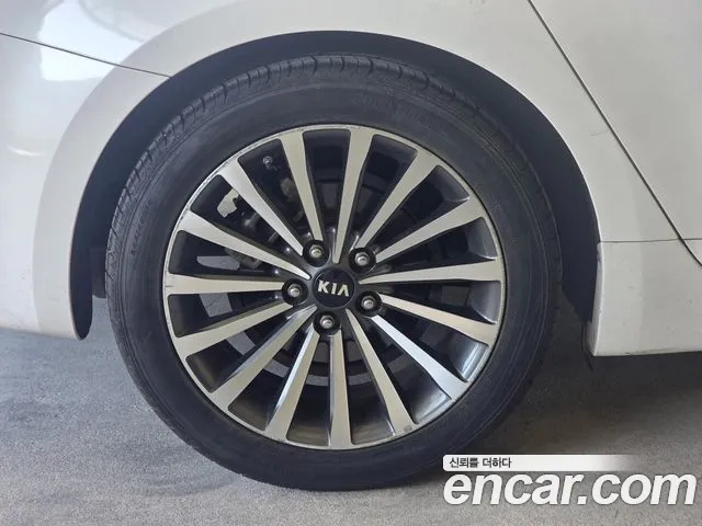 Kia K7 2015 thumb 10