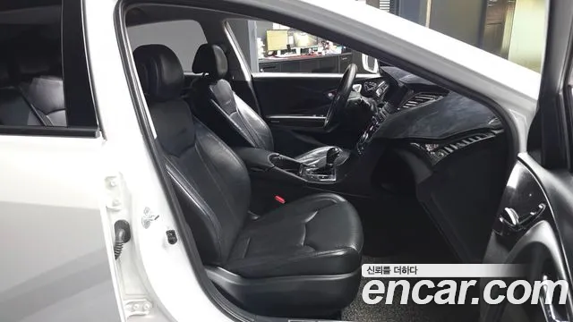 Hyundai Grandeur 2016 thumb 10