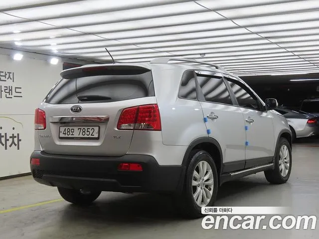 Kia Sorento 2010 thumb 4