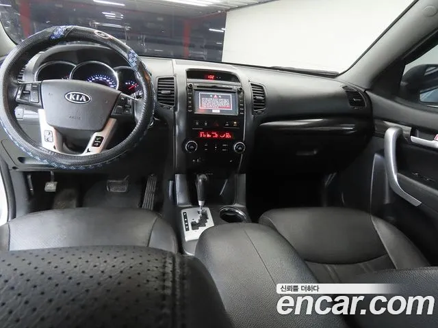 Kia Sorento 2010 thumb 7