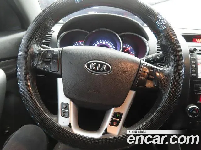 Kia Sorento 2010 thumb 8