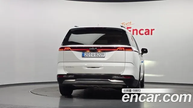 Kia Carnival 2022 thumb 4