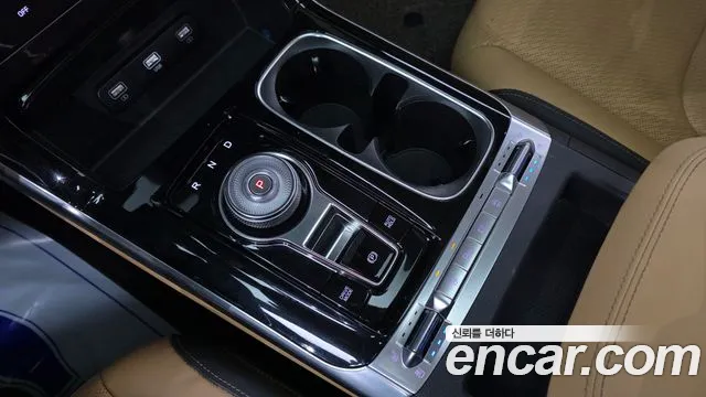 Kia Carnival 2022 thumb 9