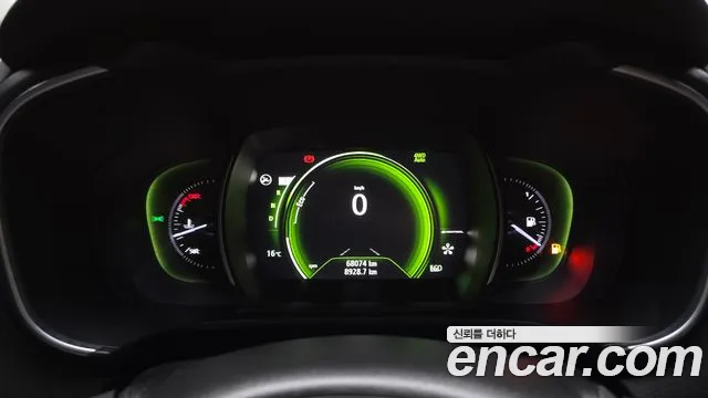 Renault-KoreaSamsung Koleos 2017 thumb 8
