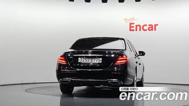 Mercedes-Benz E-Класс 2016 thumb 4