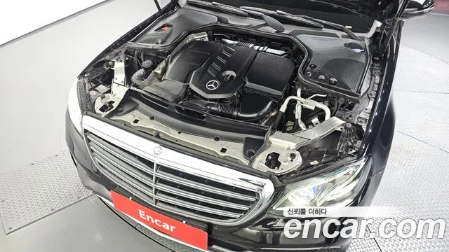 Mercedes-Benz E-Класс 2016 thumb 6