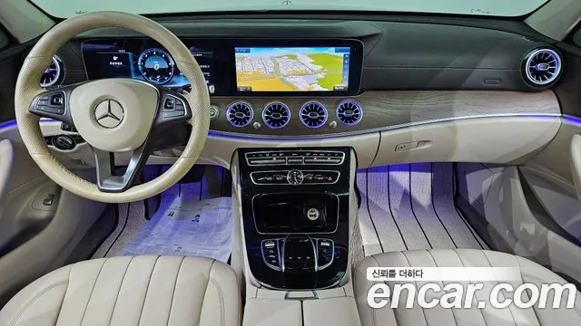 Mercedes-Benz E-Класс 2016 thumb 7