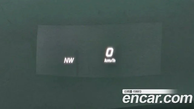 Mercedes-Benz E-Класс 2016 thumb 12