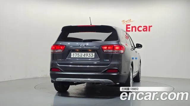 Kia Sorento 2017 thumb 4