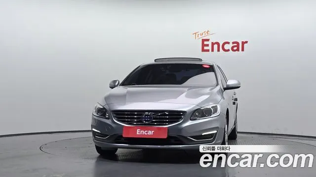 Volvo S60 2017 thumb 3