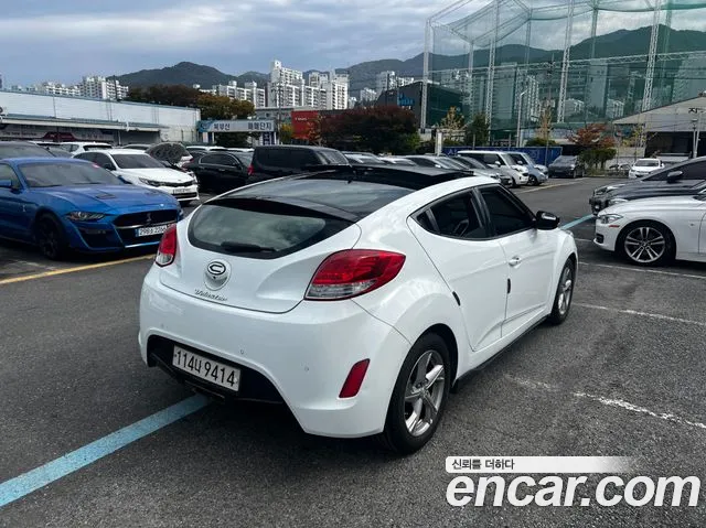 Hyundai Veloster 2011 thumb 3
