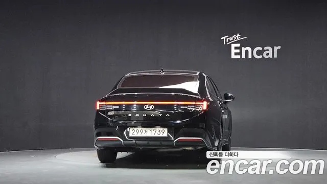 Hyundai Sonata 2023 thumb 3