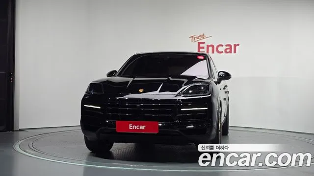 Porsche Cayenne 2024 thumb 3