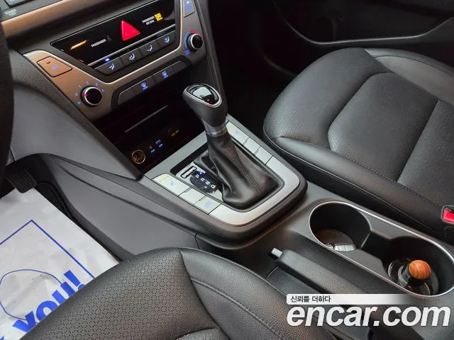 Hyundai Avante 2018 thumb 7