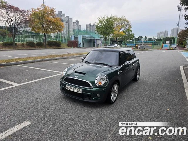 MINI Hatch 2012 thumb 2