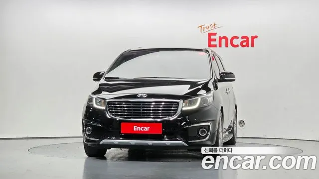 Kia Carnival 2017 thumb 3