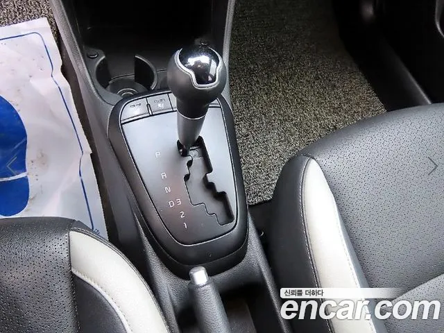 Kia Morning 2023 thumb 10