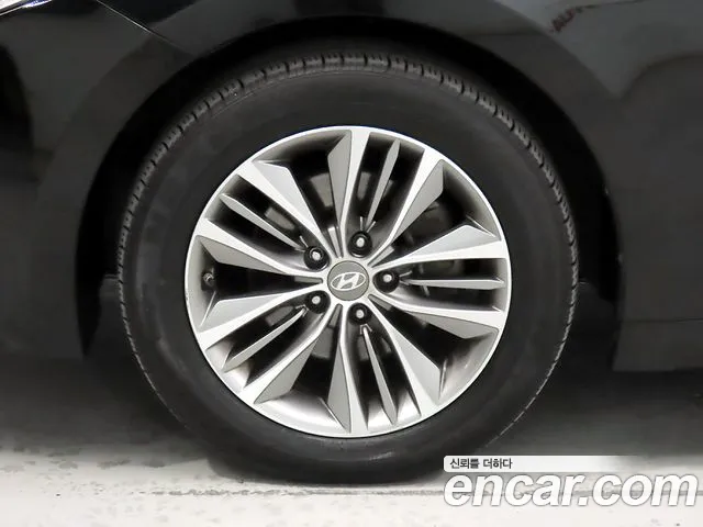 Hyundai Grandeur 2015 thumb 5