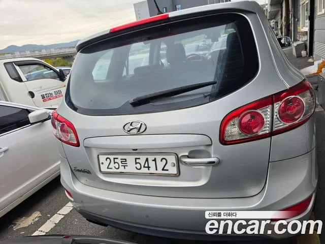 Hyundai Santa Fe 2009 thumb 3