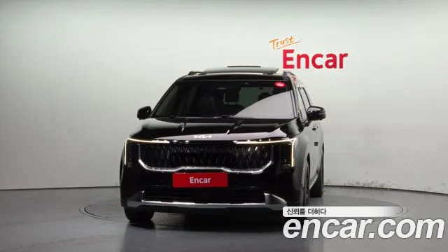 Kia Carnival 2024 thumb 3