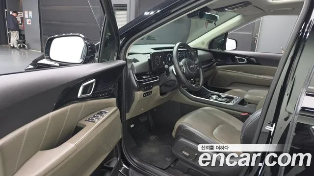 Kia Carnival 2024 thumb 10