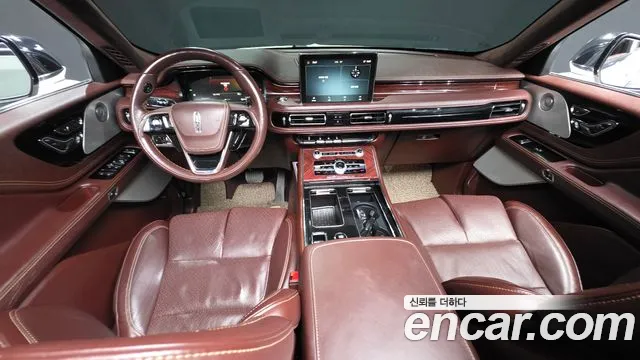 Lincoln Aviator 2022 thumb 7