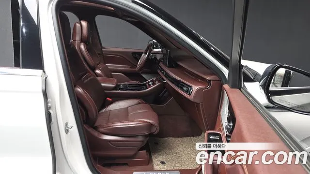 Lincoln Aviator 2022 thumb 11