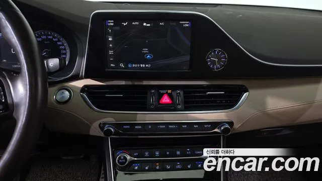 Hyundai Grandeur 2018 thumb 12