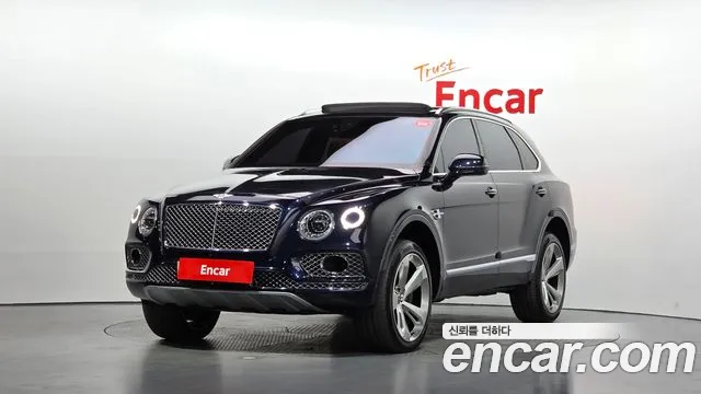 Bentley Bentayga 2018 thumb 12