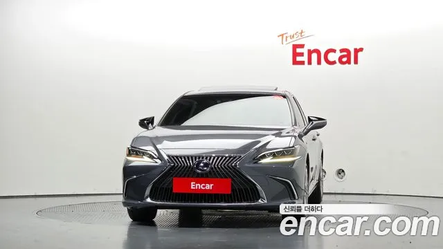 Lexus ES 2021 thumb 3