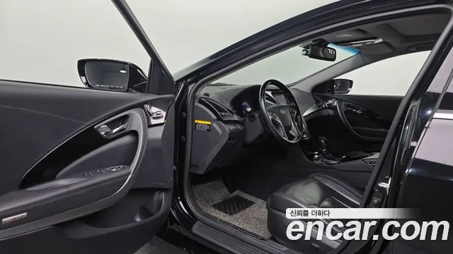 Hyundai Grandeur 2012 thumb 10
