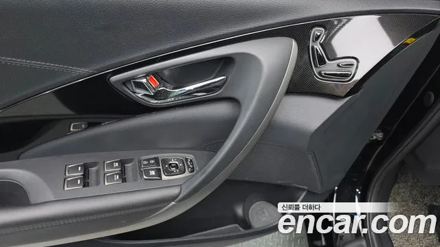 Hyundai Grandeur 2012 thumb 11