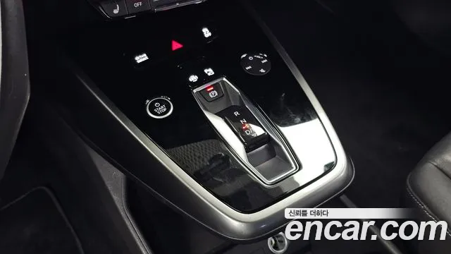 Audi Q4 e-tron 2022 thumb 9