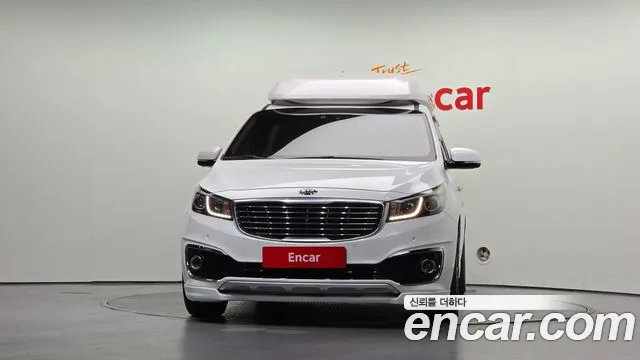 Kia Carnival 2016 thumb 3