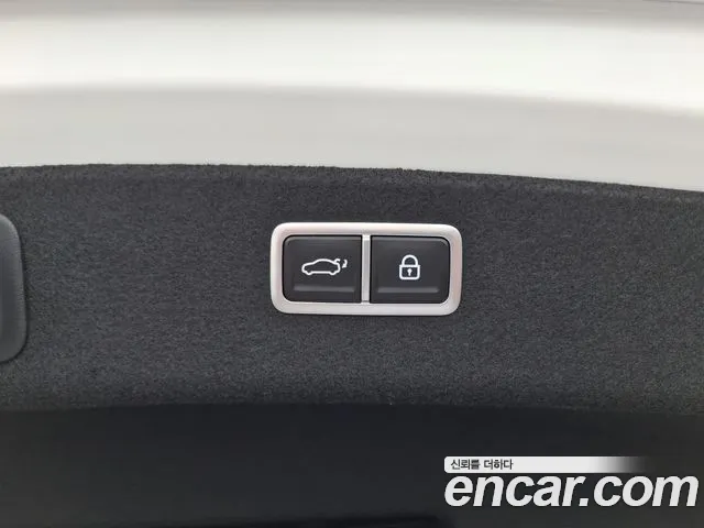Genesis G80 2023 thumb 11