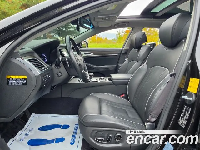 Genesis G80 2019 thumb 10
