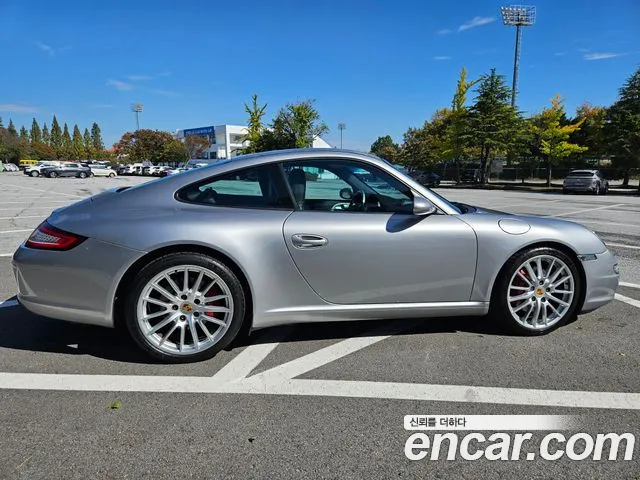 Porsche 911 2008 thumb 2