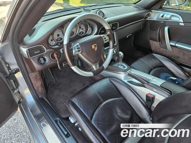 Porsche 911 2008 thumb 7