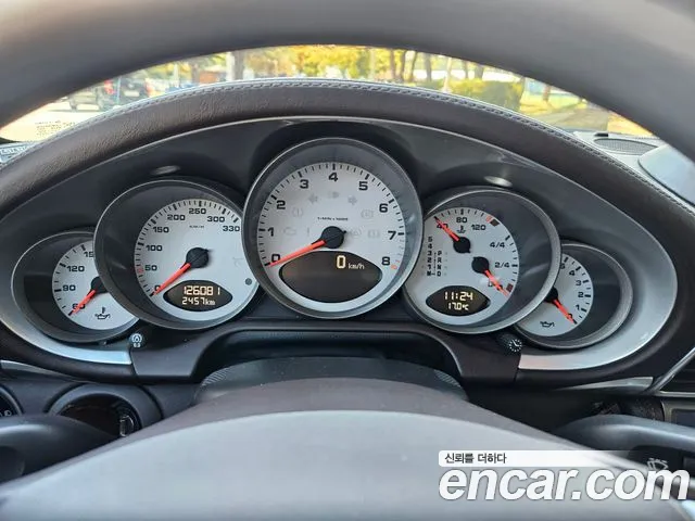 Porsche 911 2008 thumb 8