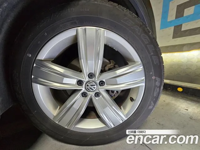Volkswagen Tiguan 2020 thumb 5
