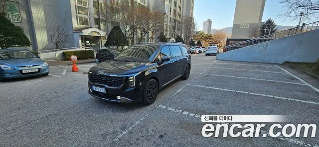 Kia Carnival 2024 thumb 6