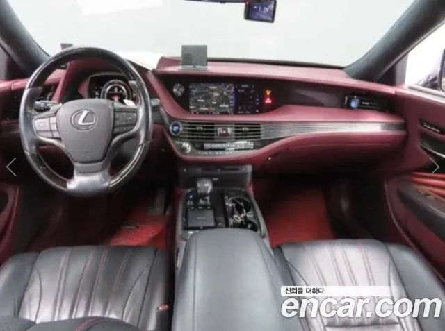 Lexus LS 2018 thumb 3