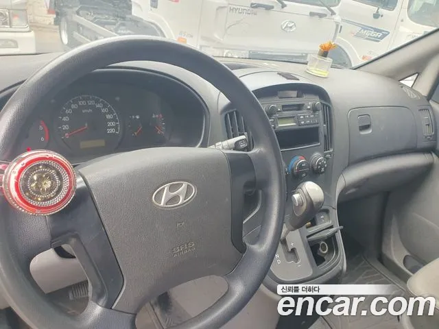 Hyundai Starex 2009 thumb 8