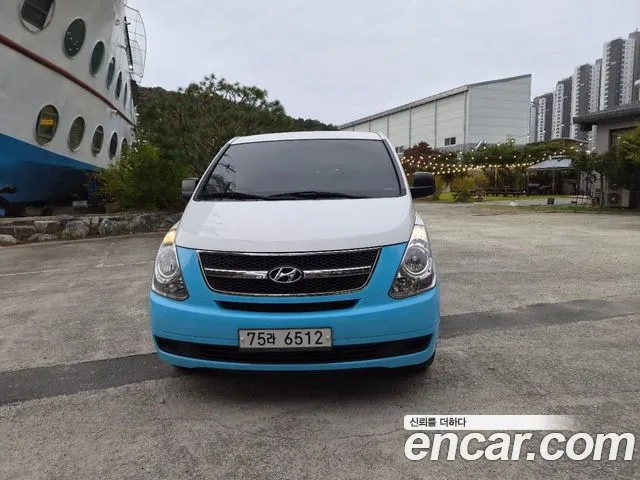 Hyundai Starex 2012 thumb 2